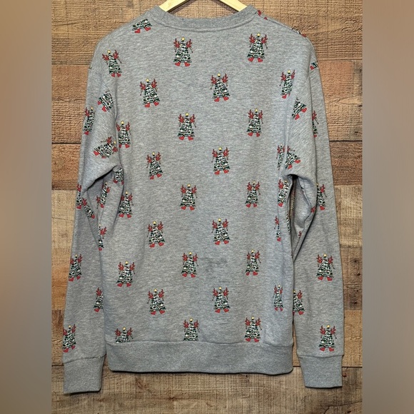 Denim & Flower Ricky Singh Holiday Christmas Crewneck Sweatshirt Men’s size M - Picture 2 of 8